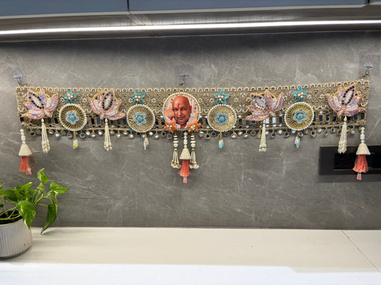 Guruji Shukrana Lotus Bandhanwar